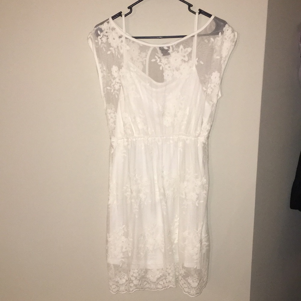 White lace dress